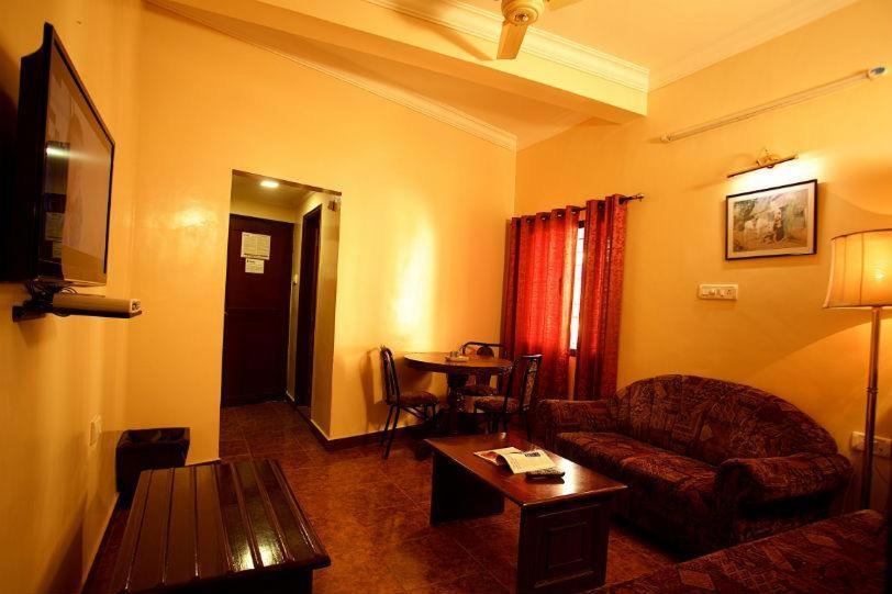 Hotel Residency Park Мангалор Экстерьер фото